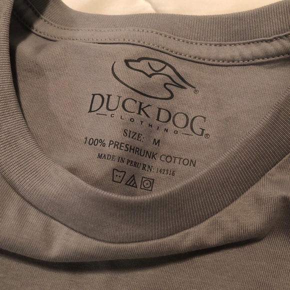 NWT Short Sleeve Duck Dog T-shirt Men’s Medium - Picture 3 of 3